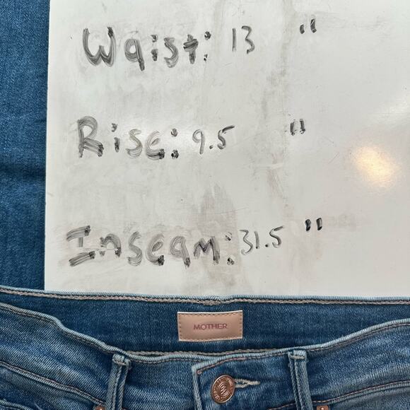 MOTHER The Weekender Fray In A Groovy Kind Of Love Flare Jeans Blue Size 26 - Picture 12 of 14